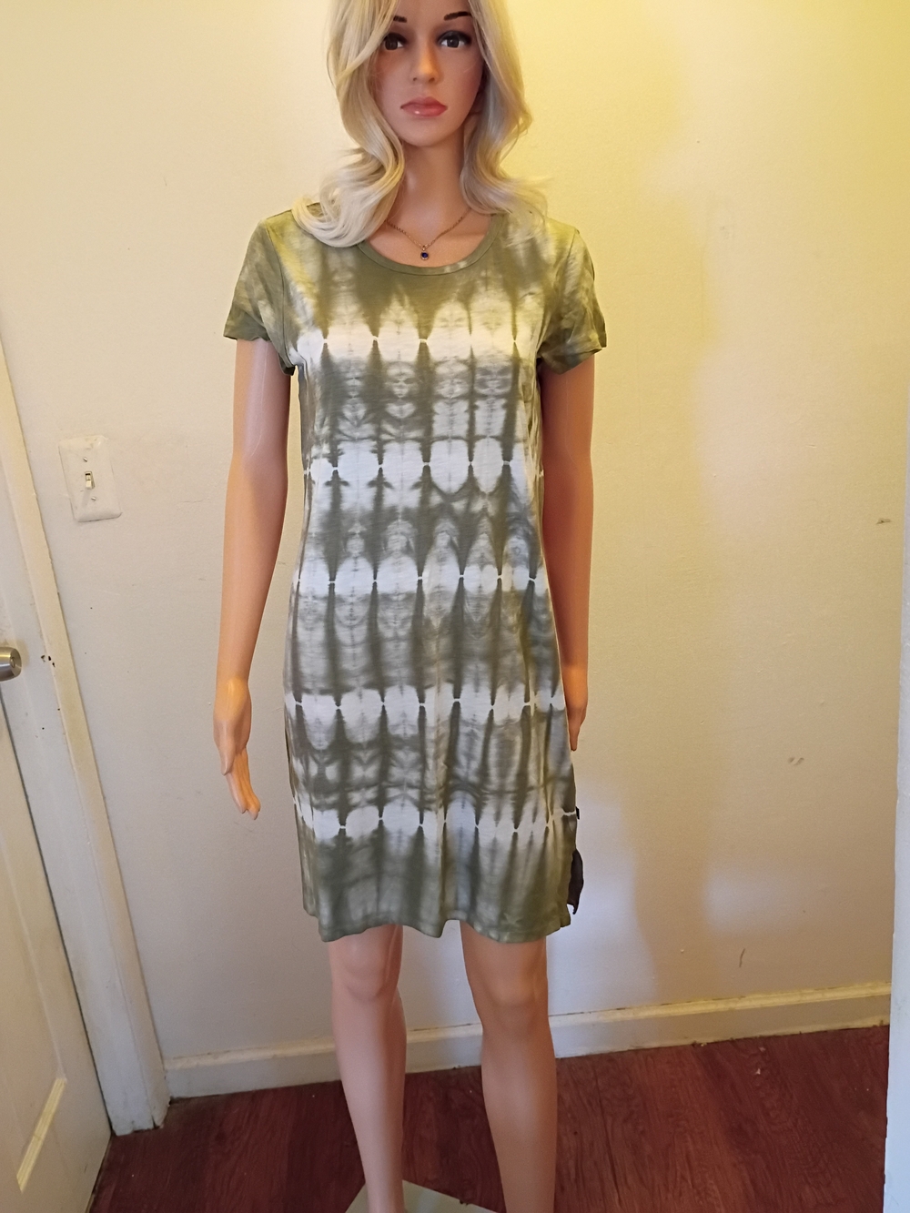 *NWT* GAP Olive & White Tie-Dye Short Sleeve Mini Dress